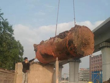 道路泥水平衡顶管施工